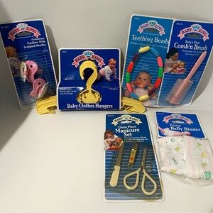 VTG 1993 Baby King Orthodontic Pacifiers Sculpted Handle Manicure Set Hair comb